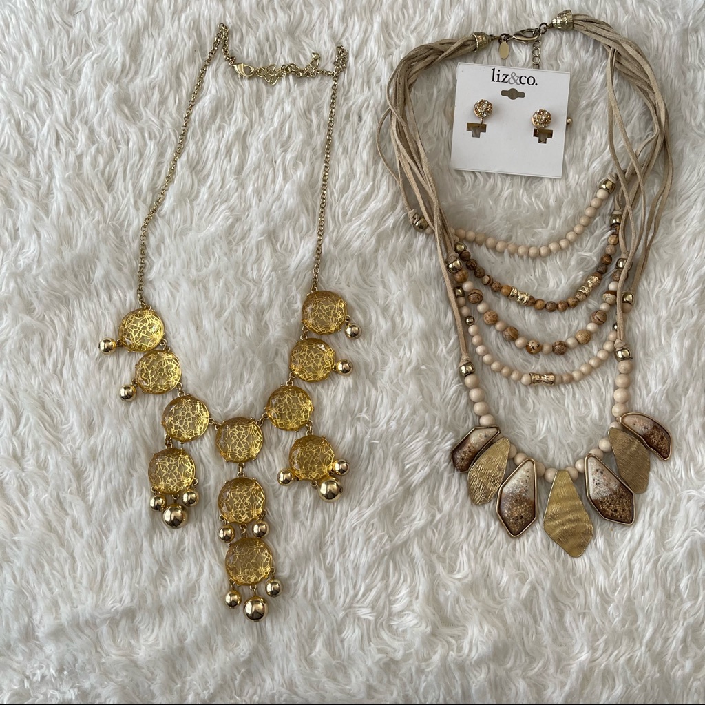 Necklaces Bundle!!
